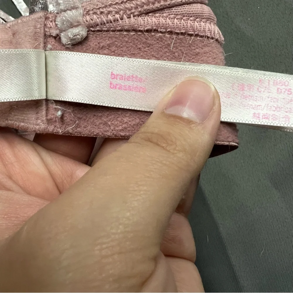 🌴Women’s PINK Victoria’s Secret Unlined Velvet Bralette - Picture 8 of 10